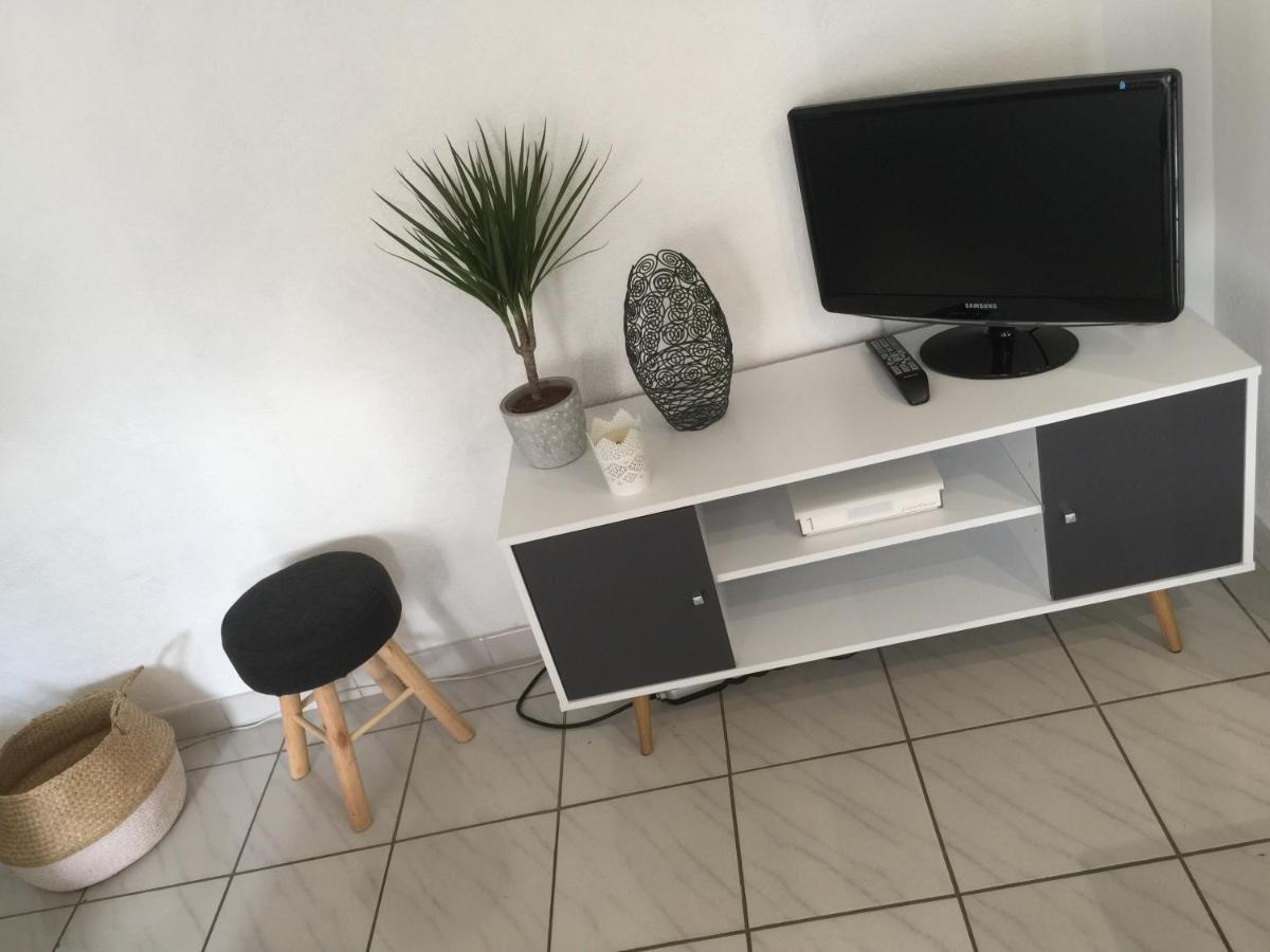 T2 Avec Terrasse, Clim , Box Fibre Apartman Vedène Kültér fotó